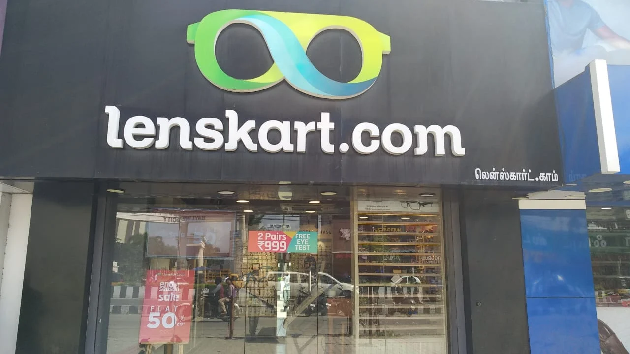 Lenskart.com at Kelambakkam